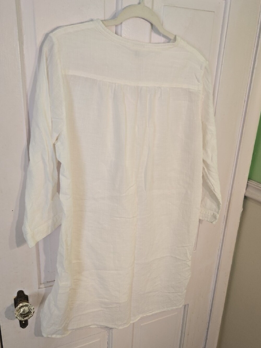 J. Crew White Tunic Top with Keyhole Front Size L - Picture 5 of 5